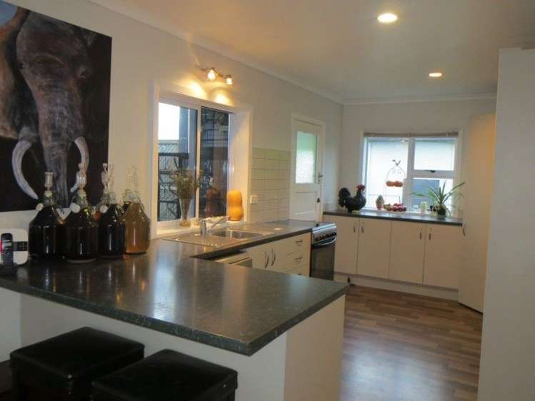 14 Aroha View Avenue Te Aroha_7