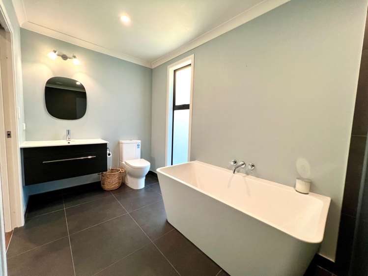 64 Greenslade Road Raglan_29