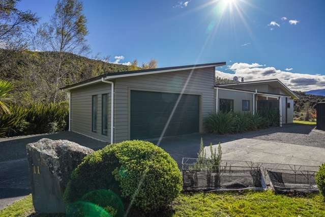 11 Toutouwai Place St Arnaud_2