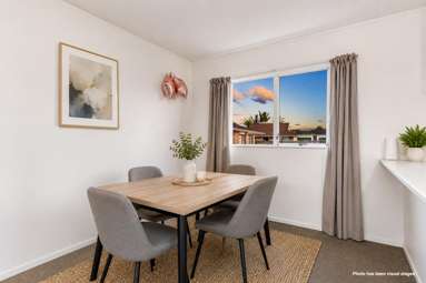 12A Sturges Road_2
