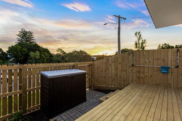 1/135 Lancaster Road Beach Haven_25