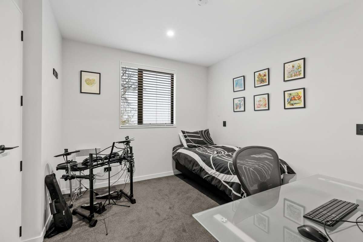 3/251 Madras Street_3