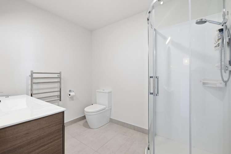 9/29 Montgomery Road 1080_11