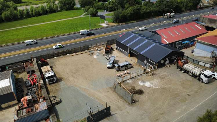 340-344 Hebden Crescent Kelson_1