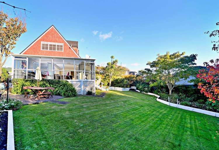 36 Deodar Place Totara Heights_2