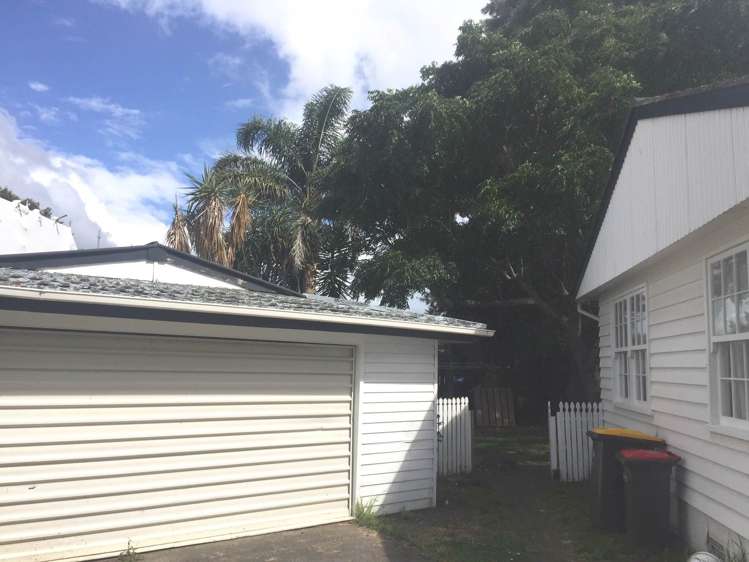 12 Hemsway Place Sunnyhills_1