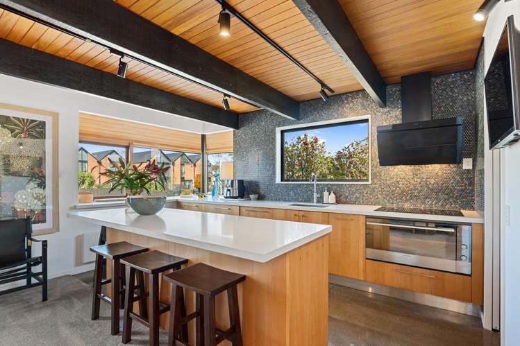 69 Innes Road Merivale_10