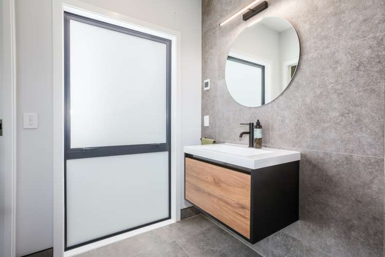 9b Saint Ives Drive Camborne_15