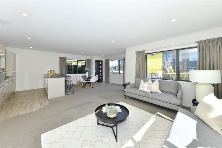 39 Charlbury Drive_2