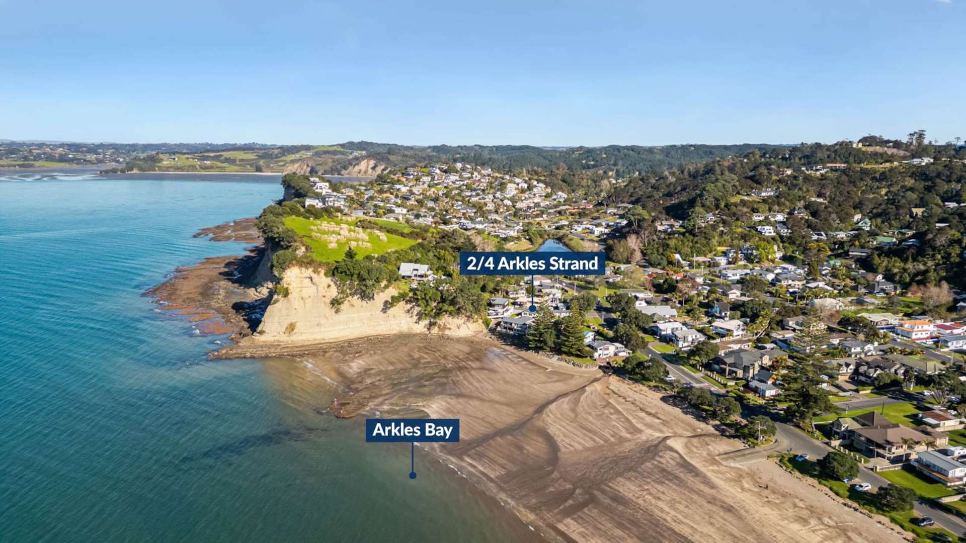 2/4 Arkles Strand Arkles Bay_0