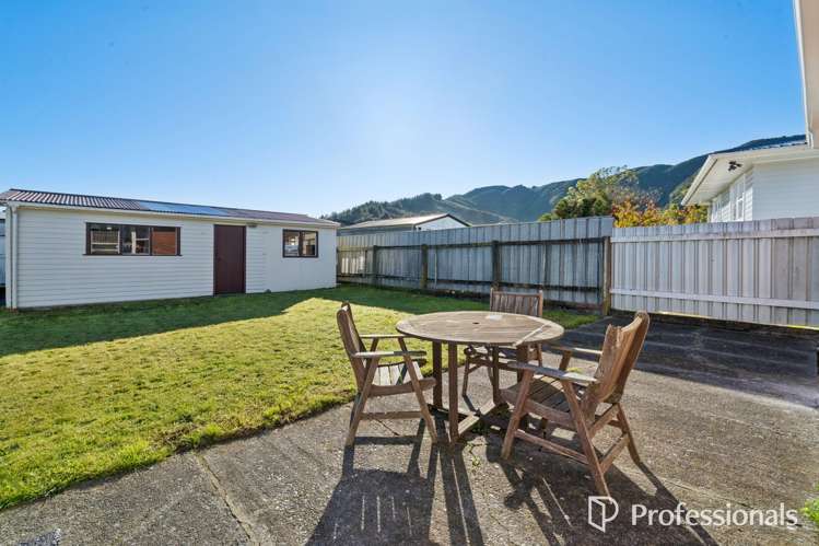 38 Russell Road Wainuiomata_19