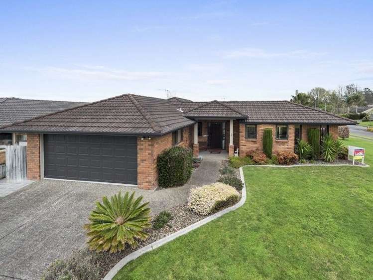 2 Holford Place Huntington_13