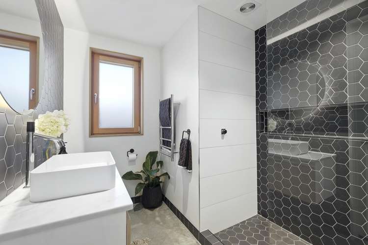 18 Falconer Rise Jacks Point_15