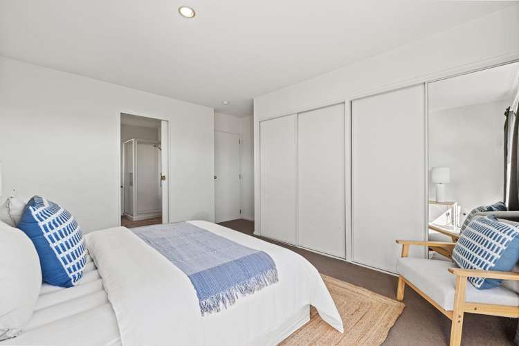 2/114 Warden Street Richmond_13