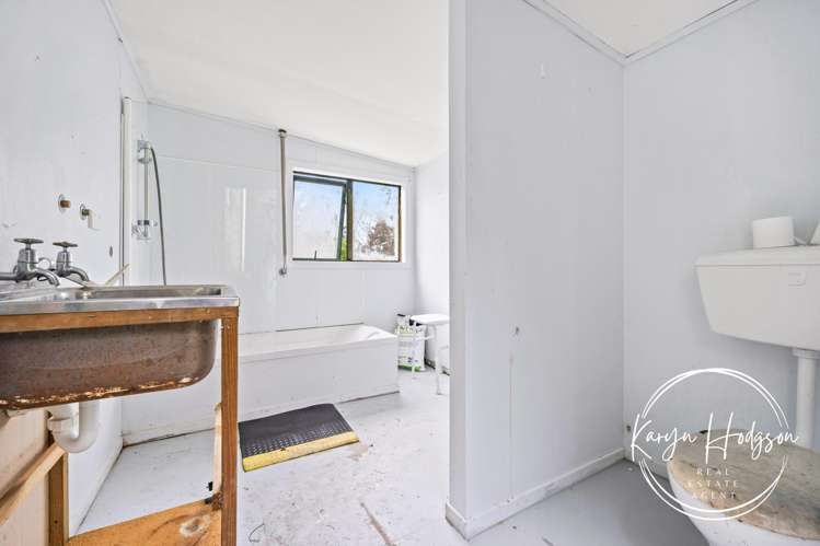 14 Woodland Road Maungaturoto_17