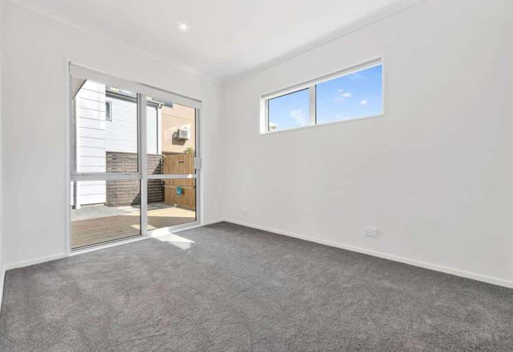 13B Sealord Place 2339_3