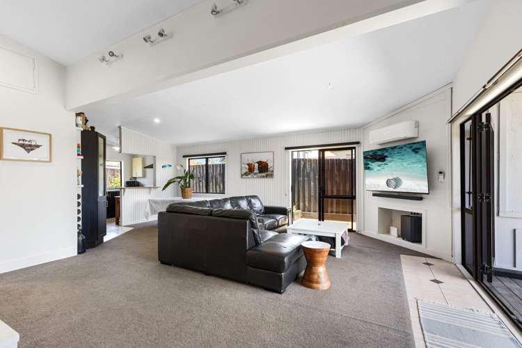 728 Papamoa Beach Road Papamoa Beach_10