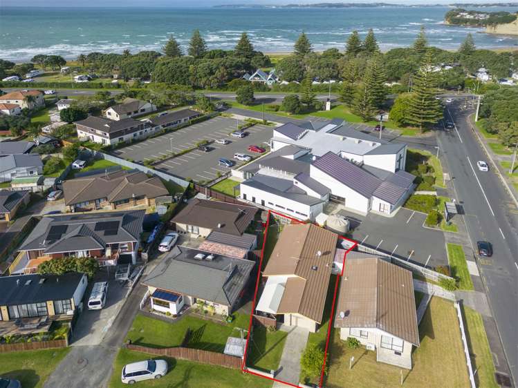 2/3 Centreway Road Orewa_13