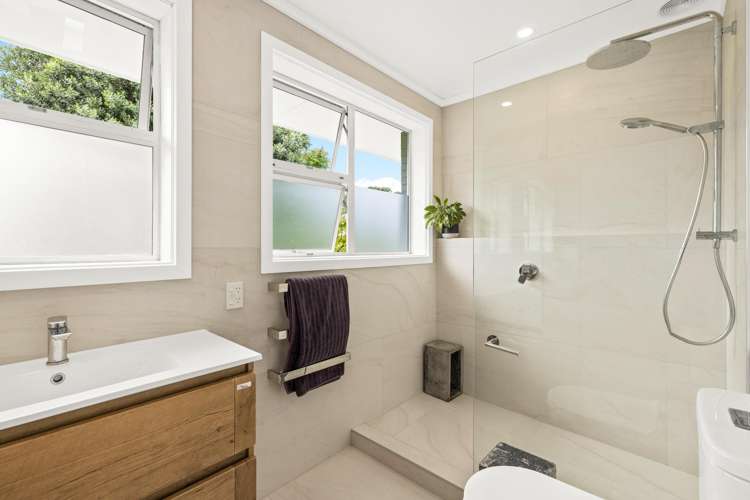 10 Williams Crescent Point Wells_17