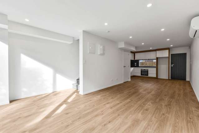 18D Pirangi Street Pt England_3