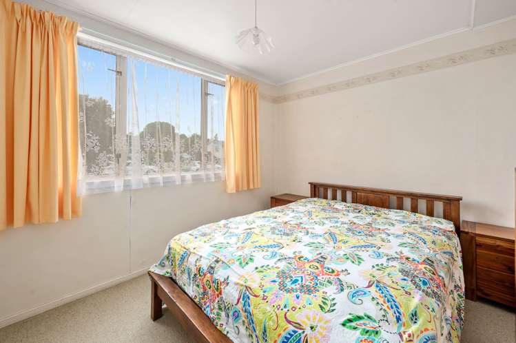 18 Runuku Grove Turangi_9