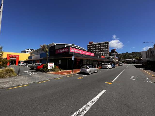 22 Shared Car parks!