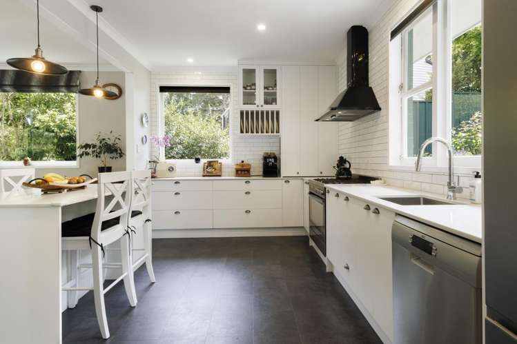 39a Chatsworth Road Silverstream_1