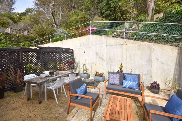 8 Irvine Road The Cove_34