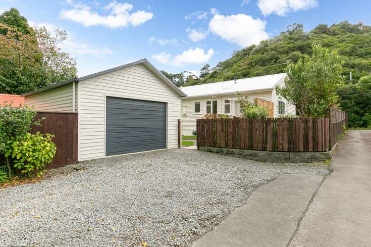 64 Khandallah Road Ngaio_1