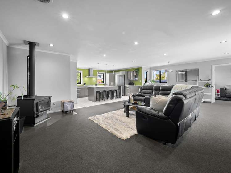 4 Goldrich Grove Netherby_4