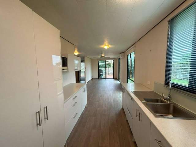 5 Longstead Avenue 1131_1