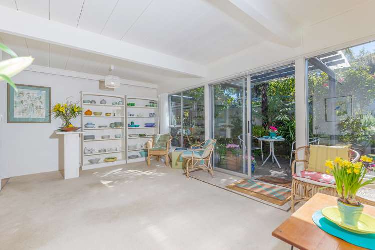 8/18 Parr Terrace Castor Bay_10