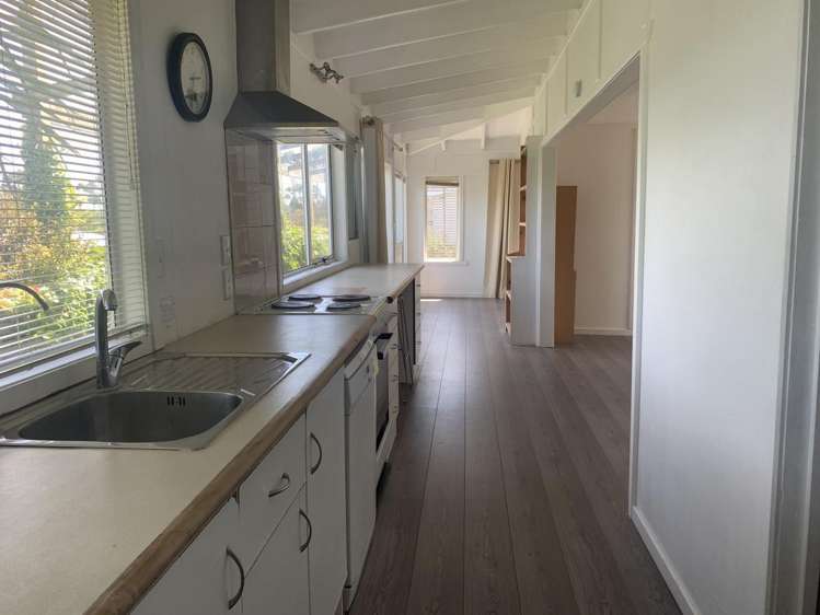 B/140 Attwood Road Paremoremo_9