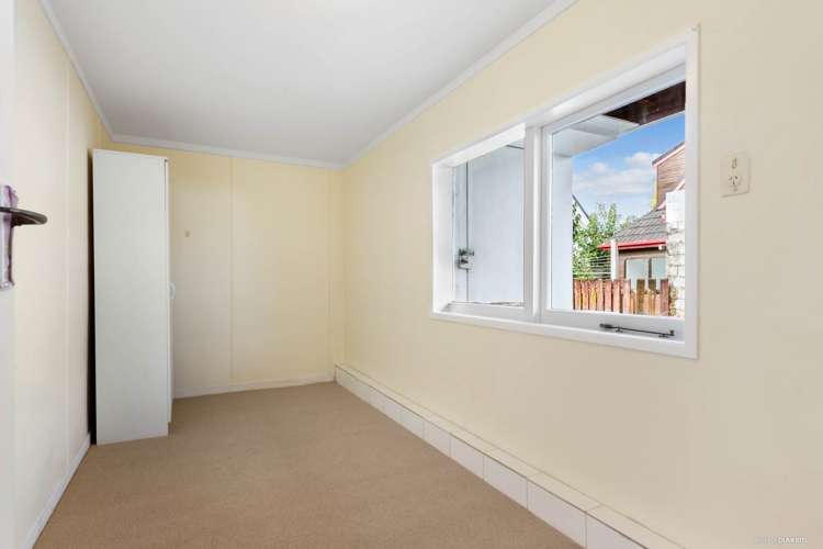 3/4 Preston Avenue Mount Albert_11