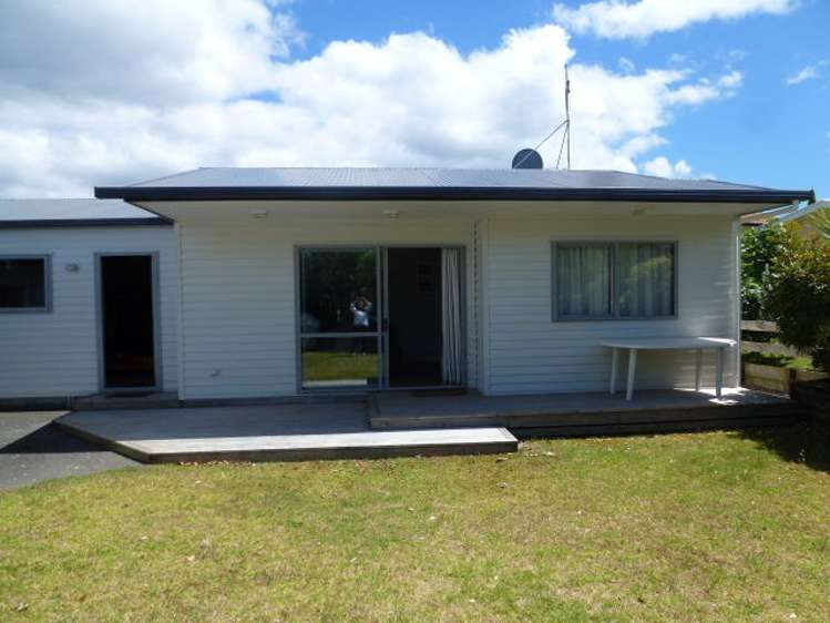 212 Ocean Road Whangamata_24