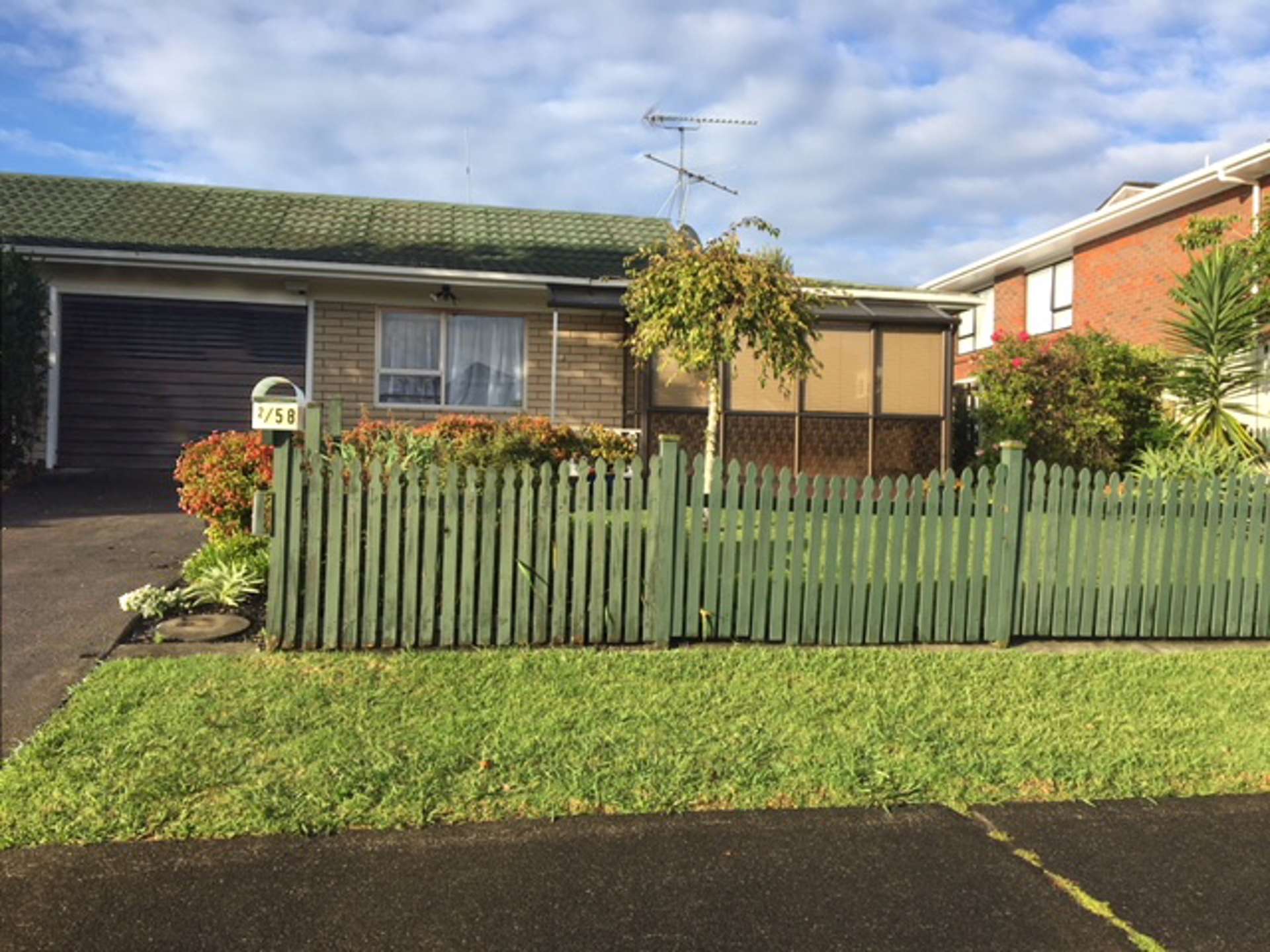 2/58 Meadway Sunnyhills_0