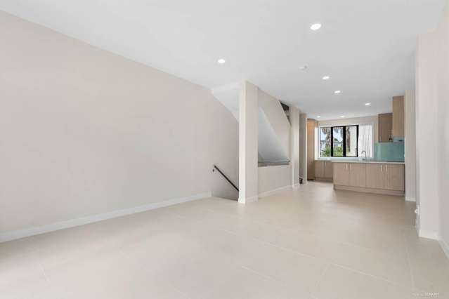 7/17 Lyon Avenue Mount Albert_2