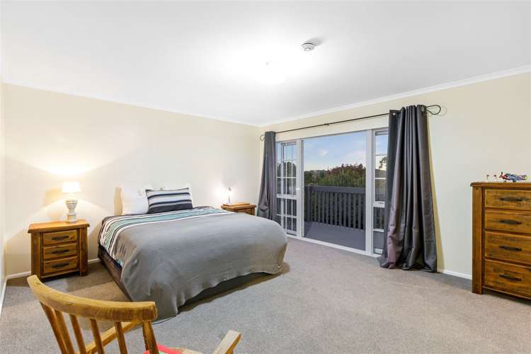 669 Ridge Road Riverhead_13