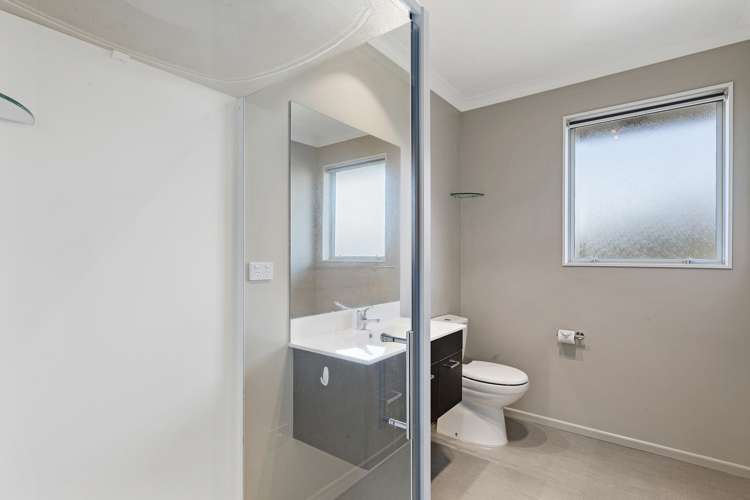 4 Andesite Drive Rolleston_10