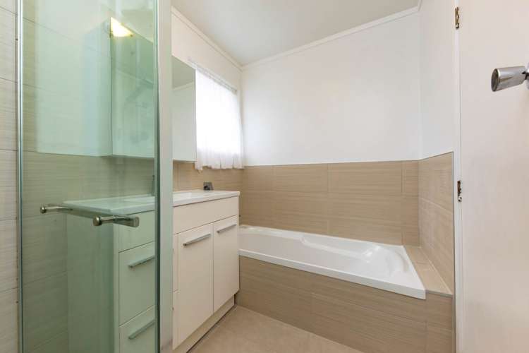 145 Forest Hill Road Henderson_11