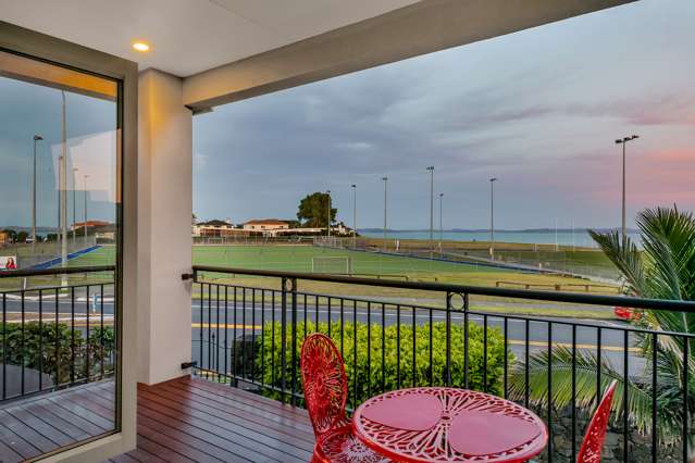 1 Macleans Road Bucklands Beach_4