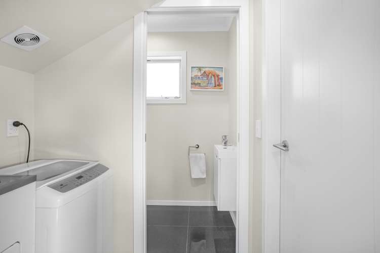 1/121 Muritai Road Eastbourne_10