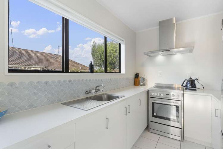 1/195 Abbotts Way Remuera_5