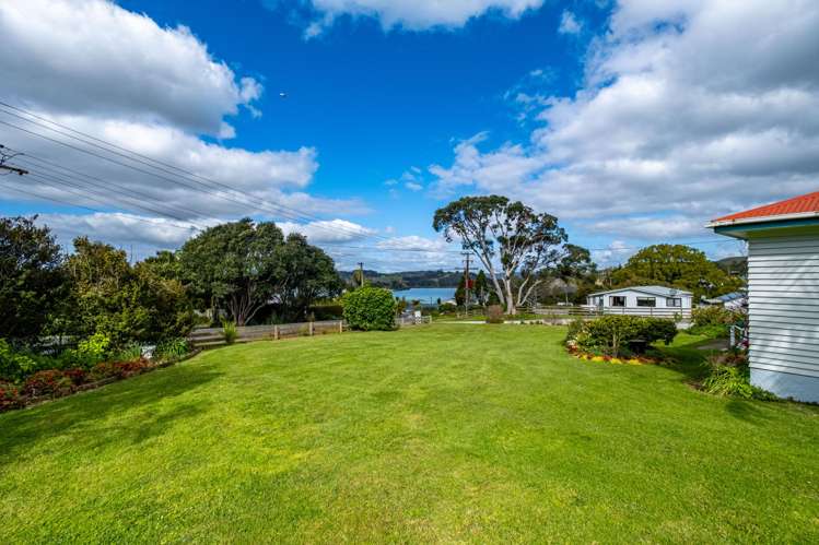 18 Grey Street East Mangonui_30