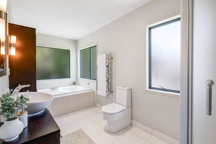 100 Hadfield Street Beach Haven_21