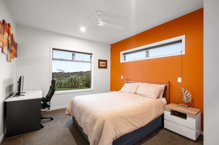 19 Eskridge Drive Bay View_16