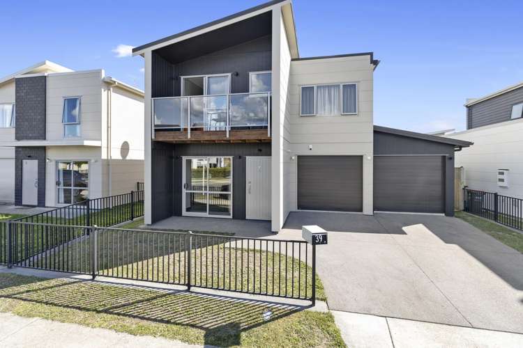 39 Tennille Street 2743_1