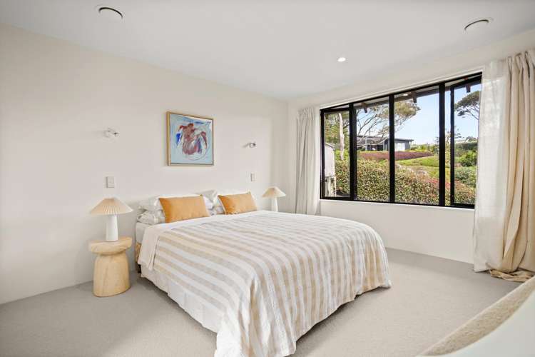 16 James Clendon Place Russell_15