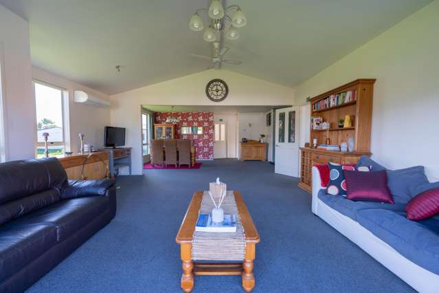 2 Lakefront Drive Te Anau_4