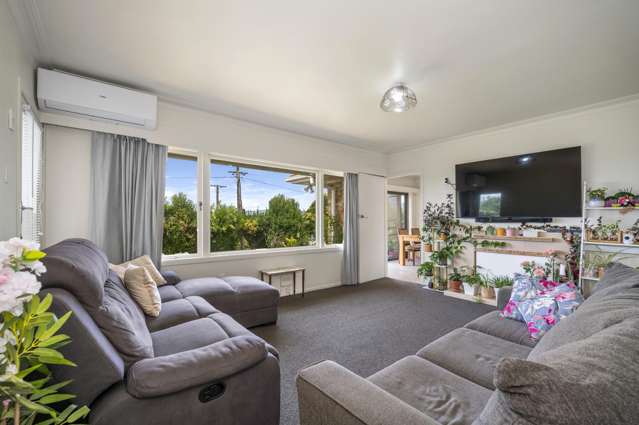 5 Simmonds Grove Greerton_3